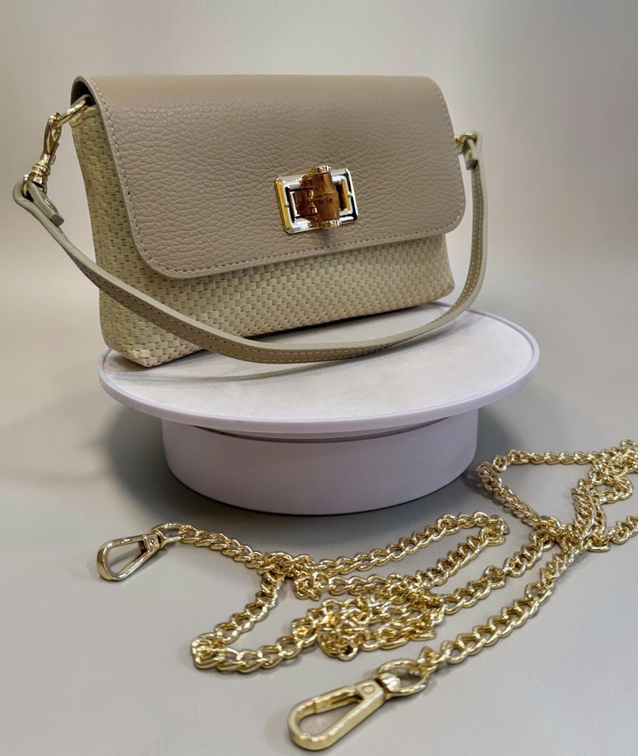 ADELAIDE LUXURY