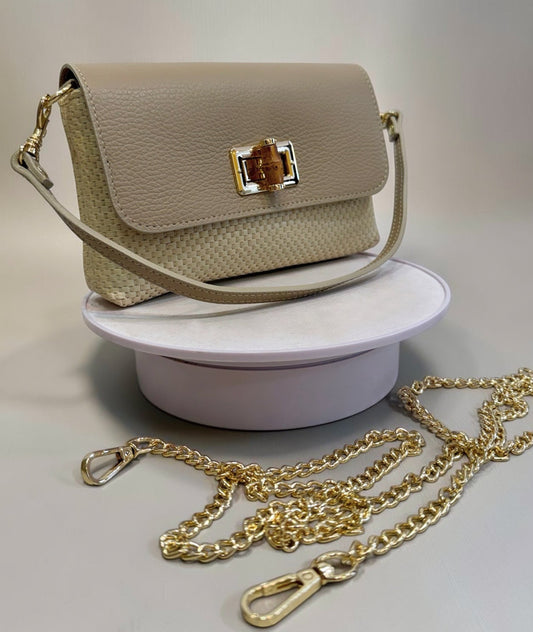 ADELAIDE LUXURY